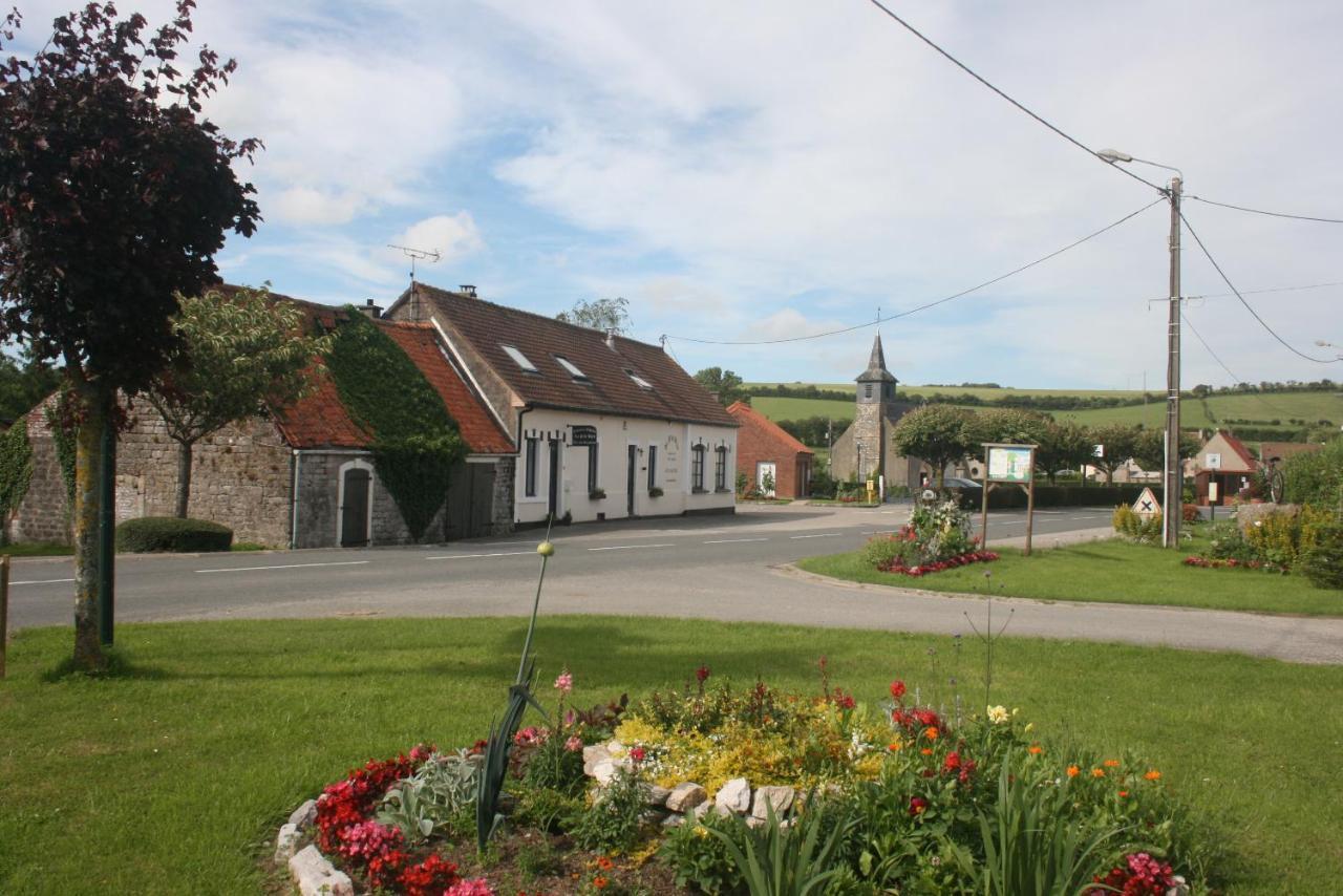 Au Petit Bled Bed and Breakfast Hermelinghen Buitenkant foto